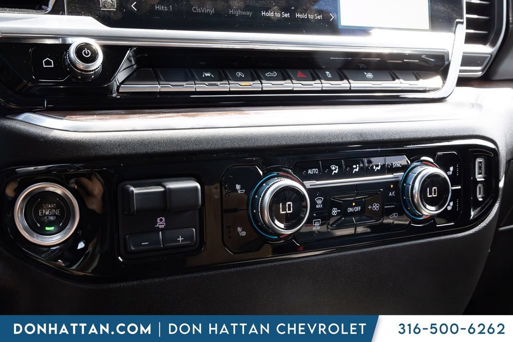 Used 2025 GMC Sierra 1500 SLT AWD/4WD image 11