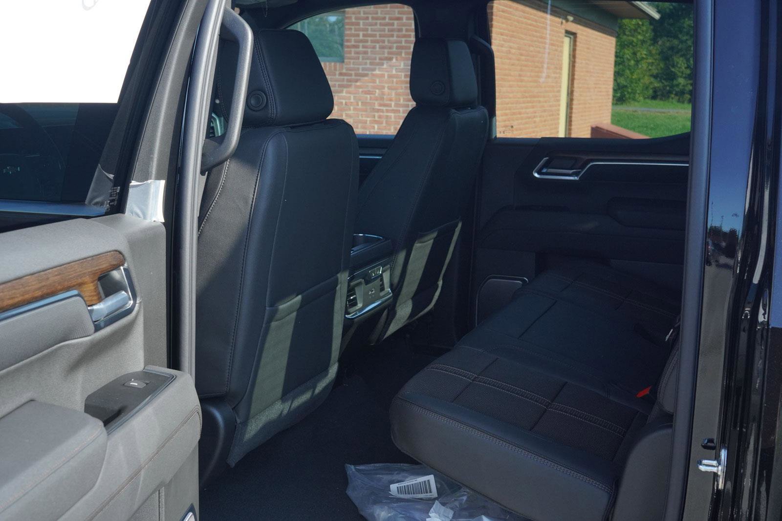 New 2026 Chevrolet Silverado 1500 High Country w/ Technology Package image 24