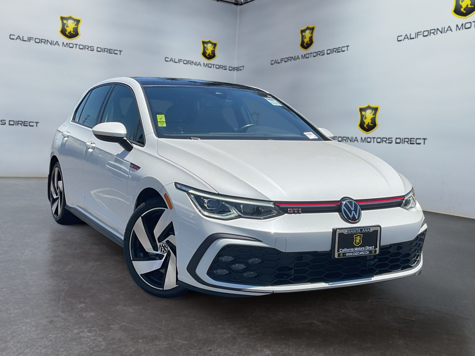 Used 2022 Volkswagen GTI SE w/ SE Leather Package FWD image 3