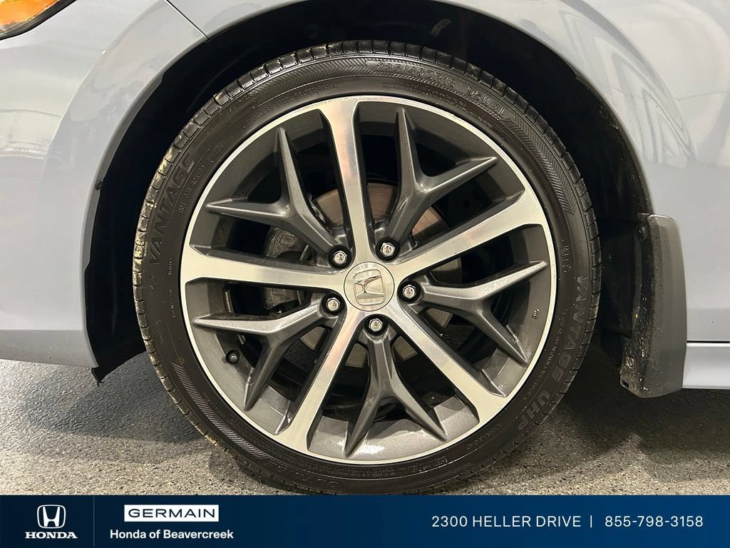 Used 2022 Honda Civic Touring image 13
