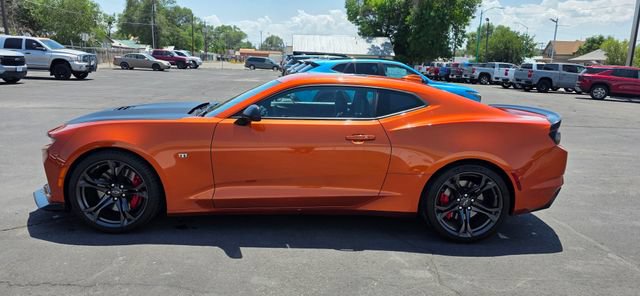Used 2023 Chevrolet Camaro SS RWD image 4