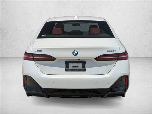Used 2025 BMW 530i xDrive w/ M Sport Package AWD/4WD image 6