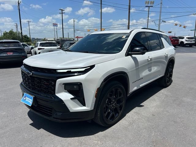 Used 2024 Chevrolet Traverse RS w/ LPO, Floor Liner Package FWD image 3
