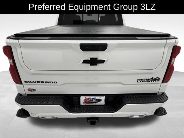 Certified 2024 Chevrolet Silverado 1500 High Country AWD/4WD image 4
