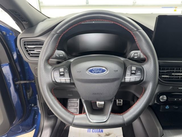 Used 2023 Ford Escape ST-Line w/ Tech Pack #1 image 14