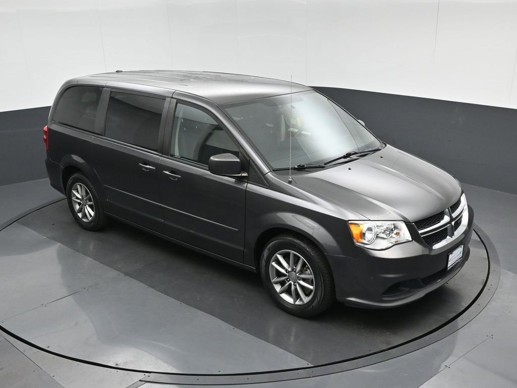 Used 2016 Dodge Grand Caravan SE image 61