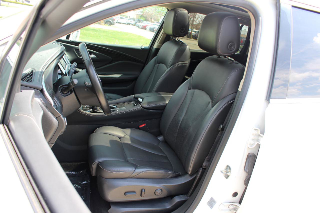Used 2018 Buick Envision Premium w/ Driver Confidence Package AWD/4WD image 16
