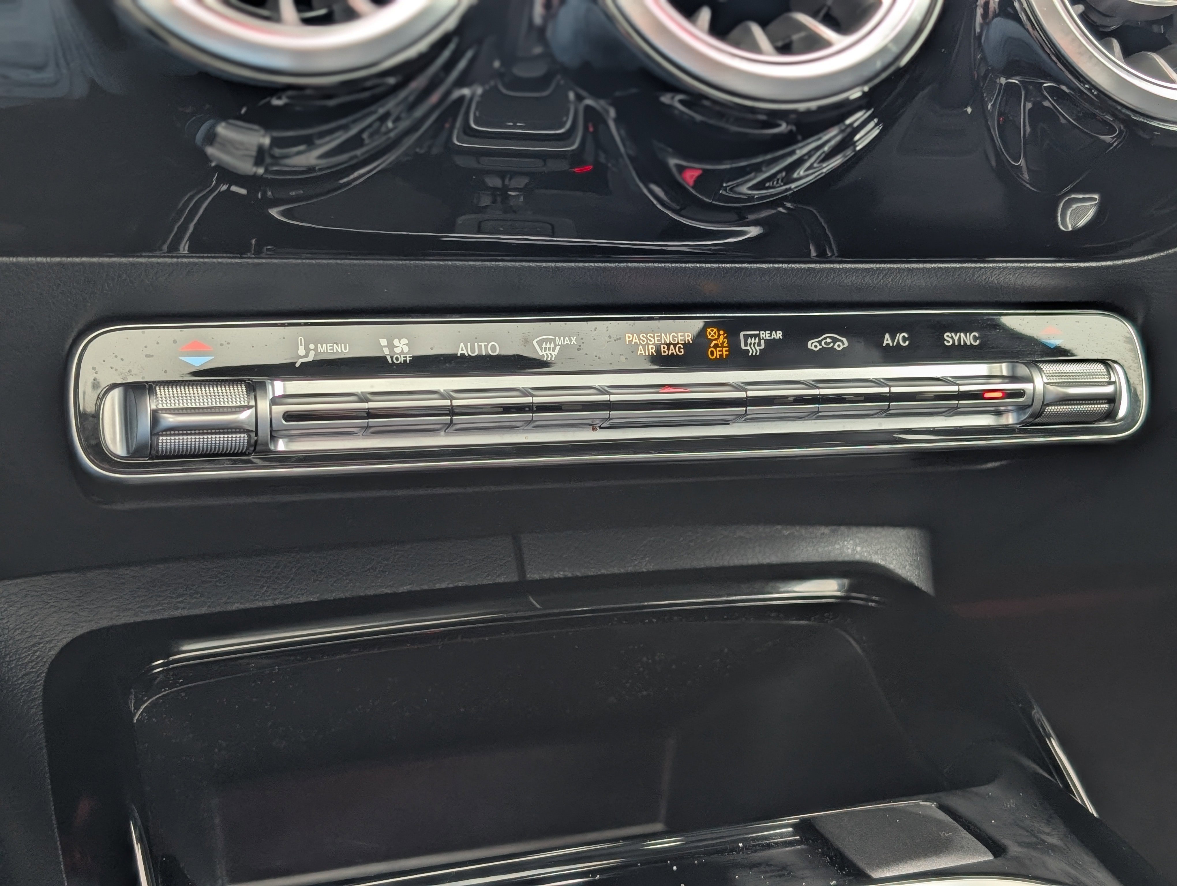 Used 2022 Mercedes-Benz CLA 35 AMG 4MATIC image 31