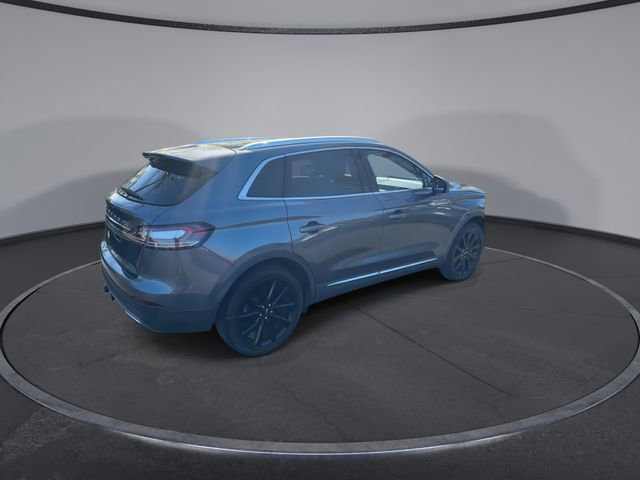 Used 2021 Lincoln Nautilus Reserve w/ Monochromatic Package image 16