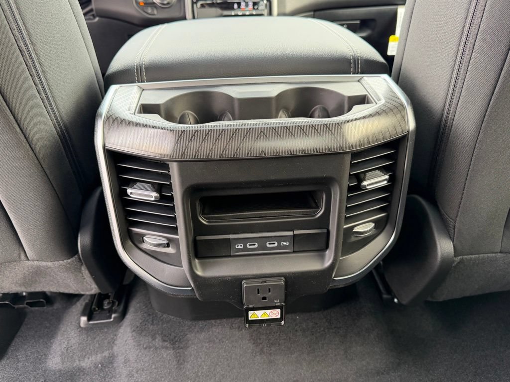 New 2026 RAM 1500 Big Horn AWD/4WD image 29