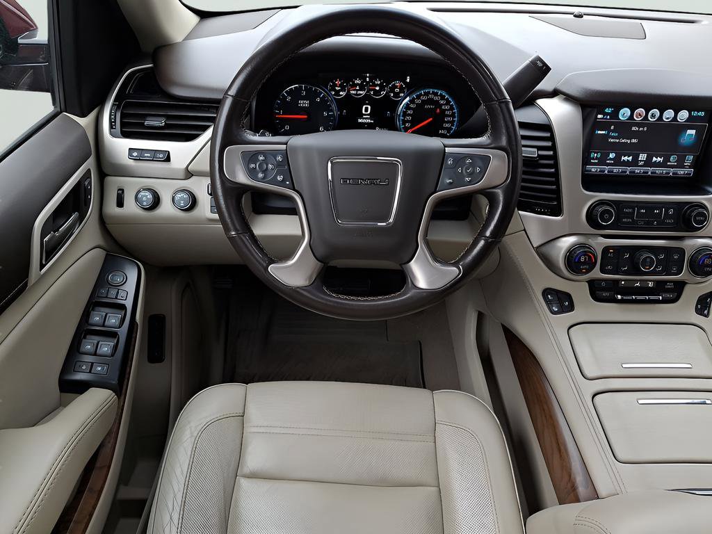 Used 2020 GMC Yukon XL Denali w/ Open Road Package image 13