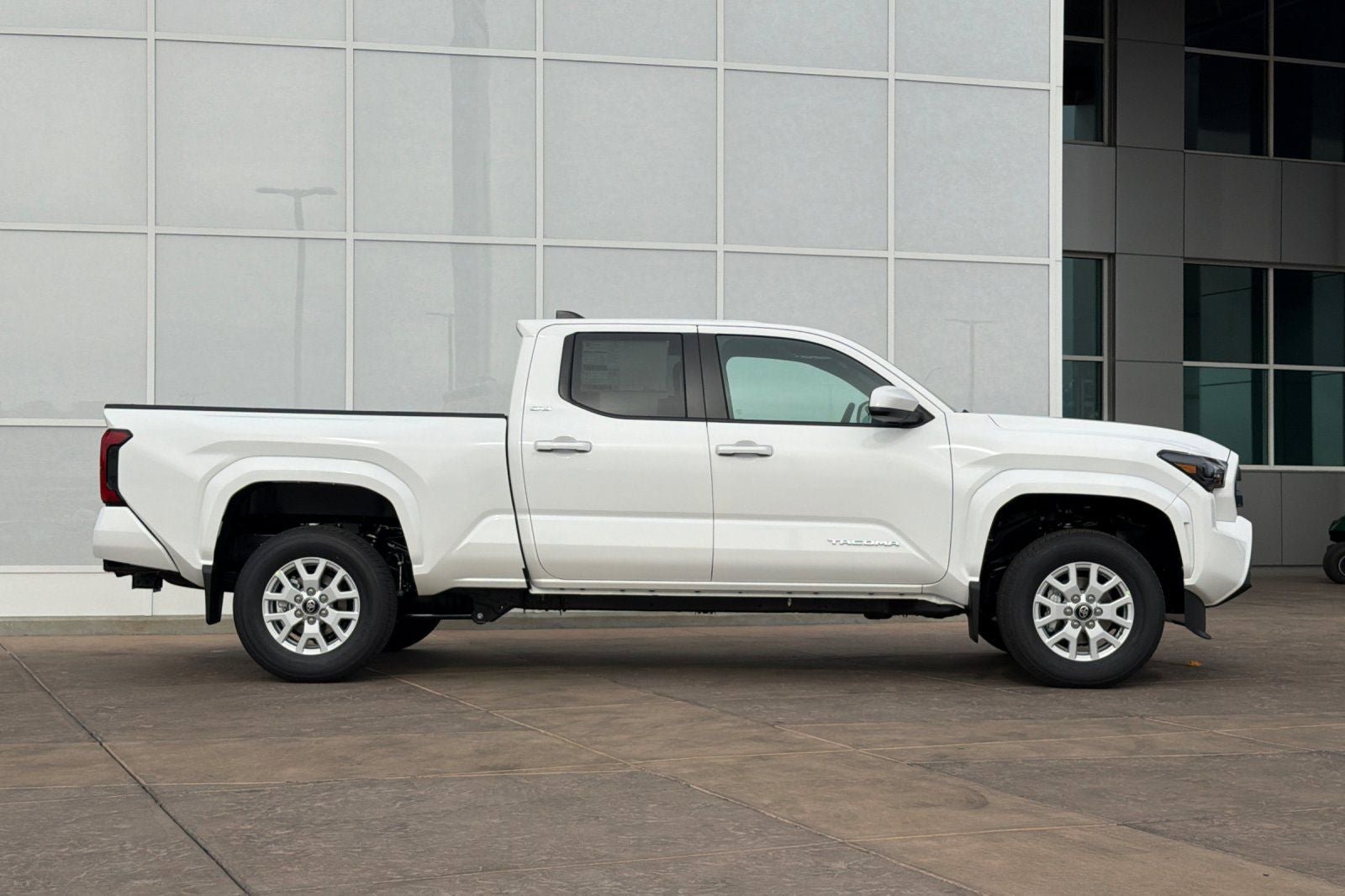 New 2026 Toyota Tacoma SR5 video 3