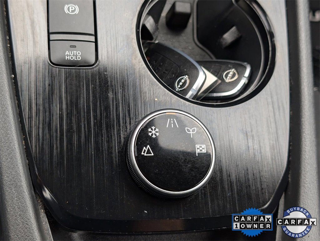 Used 2024 Nissan Rogue SV image 18