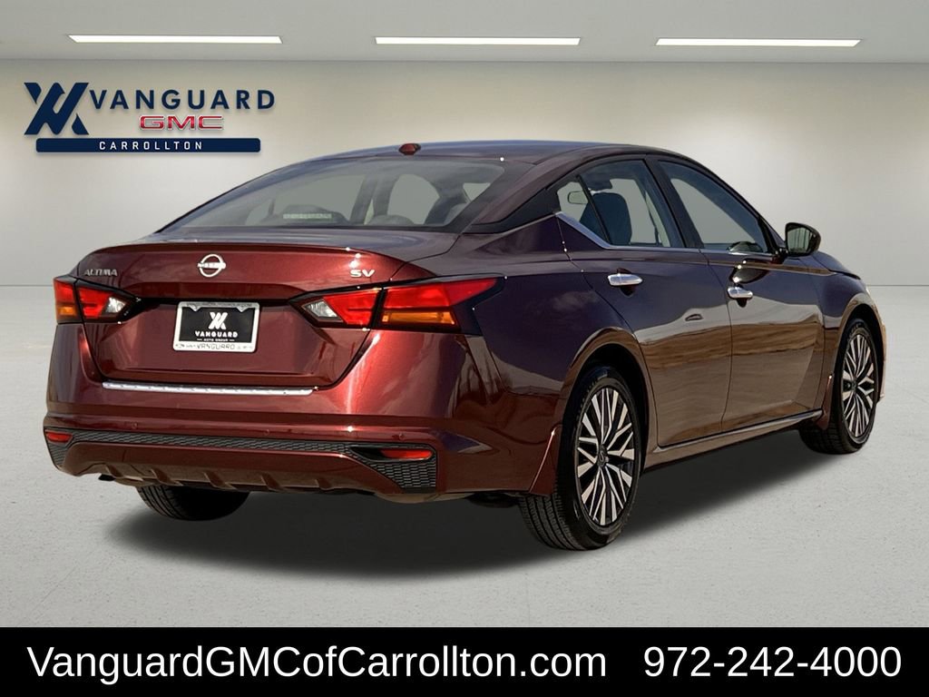 Used 2023 Nissan Altima 2.5 SV image 3