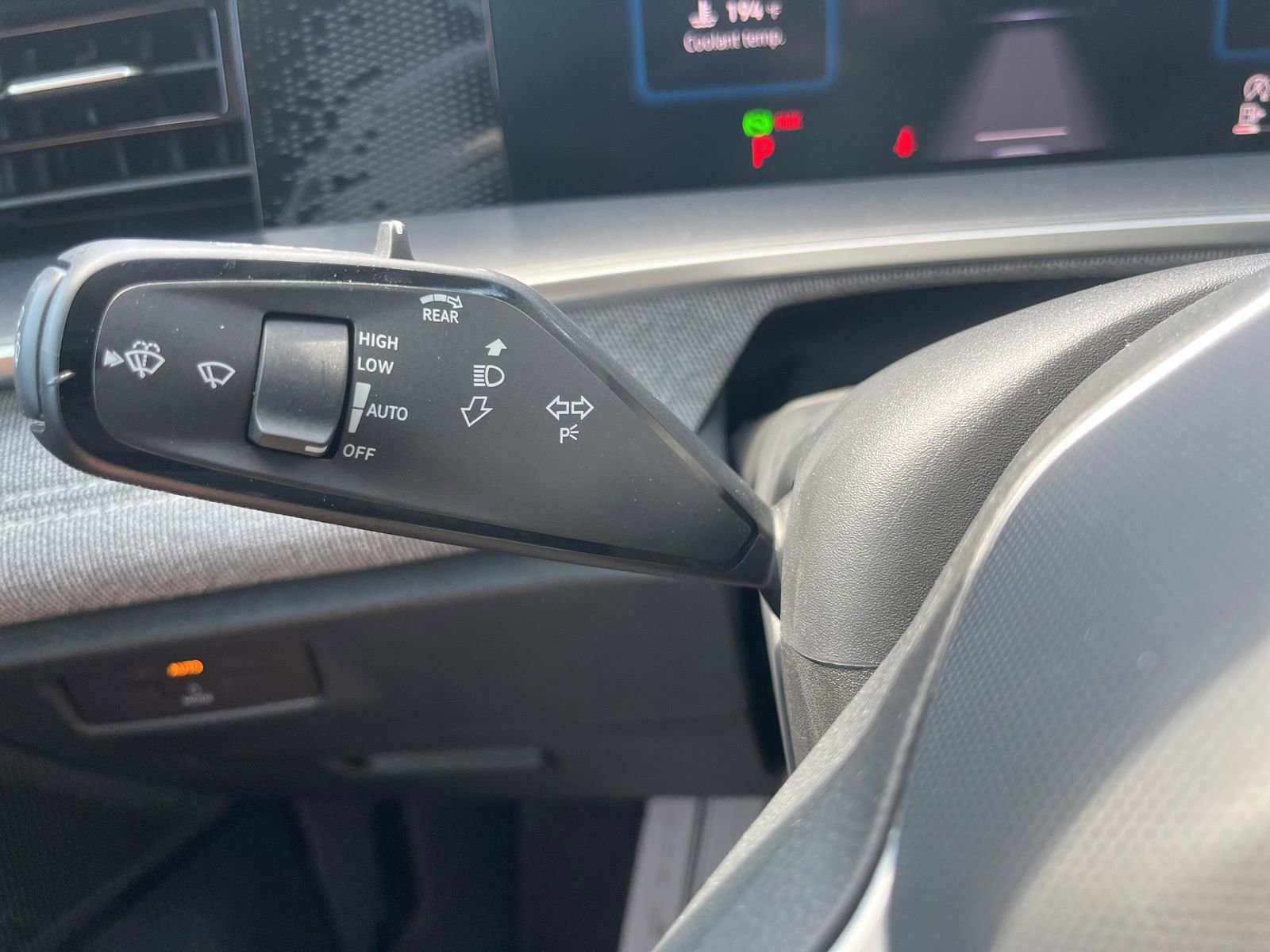 Certified 2025 Volkswagen Tiguan S FWD image 18
