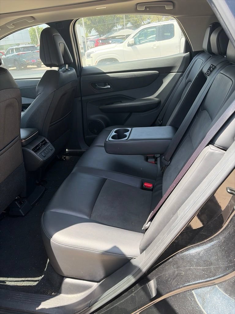 Certified 2024 Nissan Ariya FWD image 18