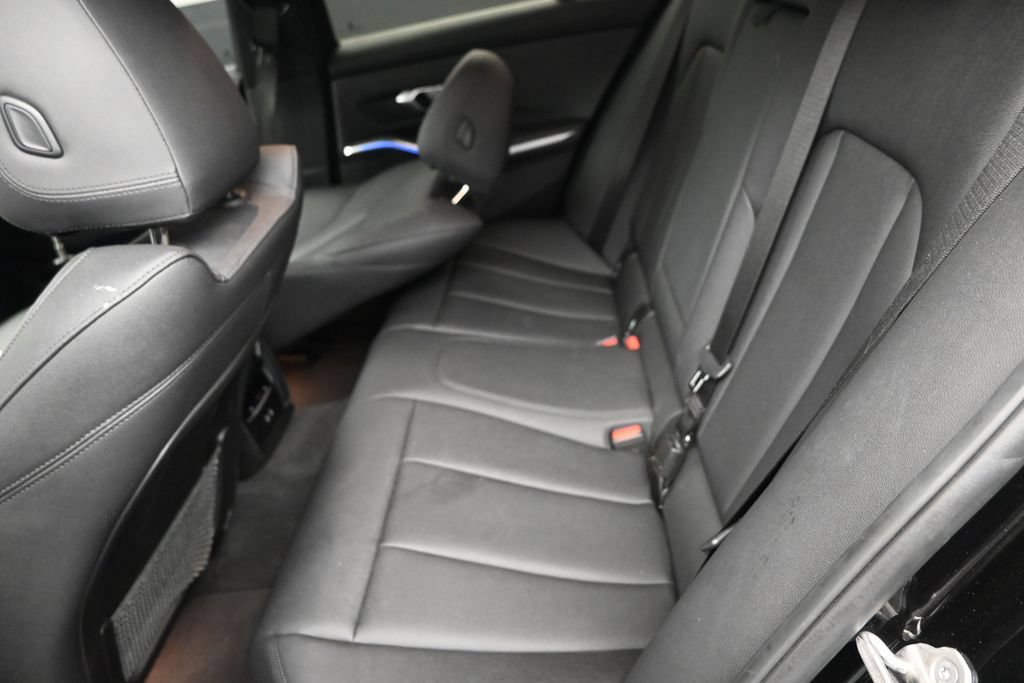 Used 2021 BMW 330i Sedan w/ Premium Package RWD image 14