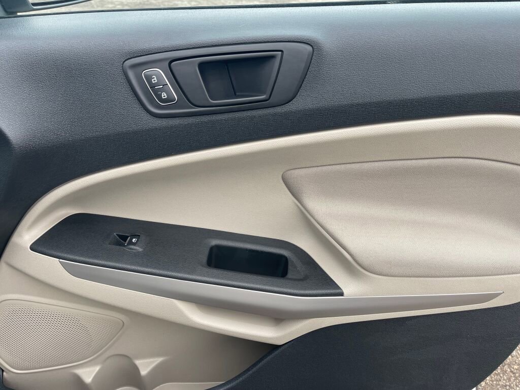 Used 2021 Ford EcoSport S image 20