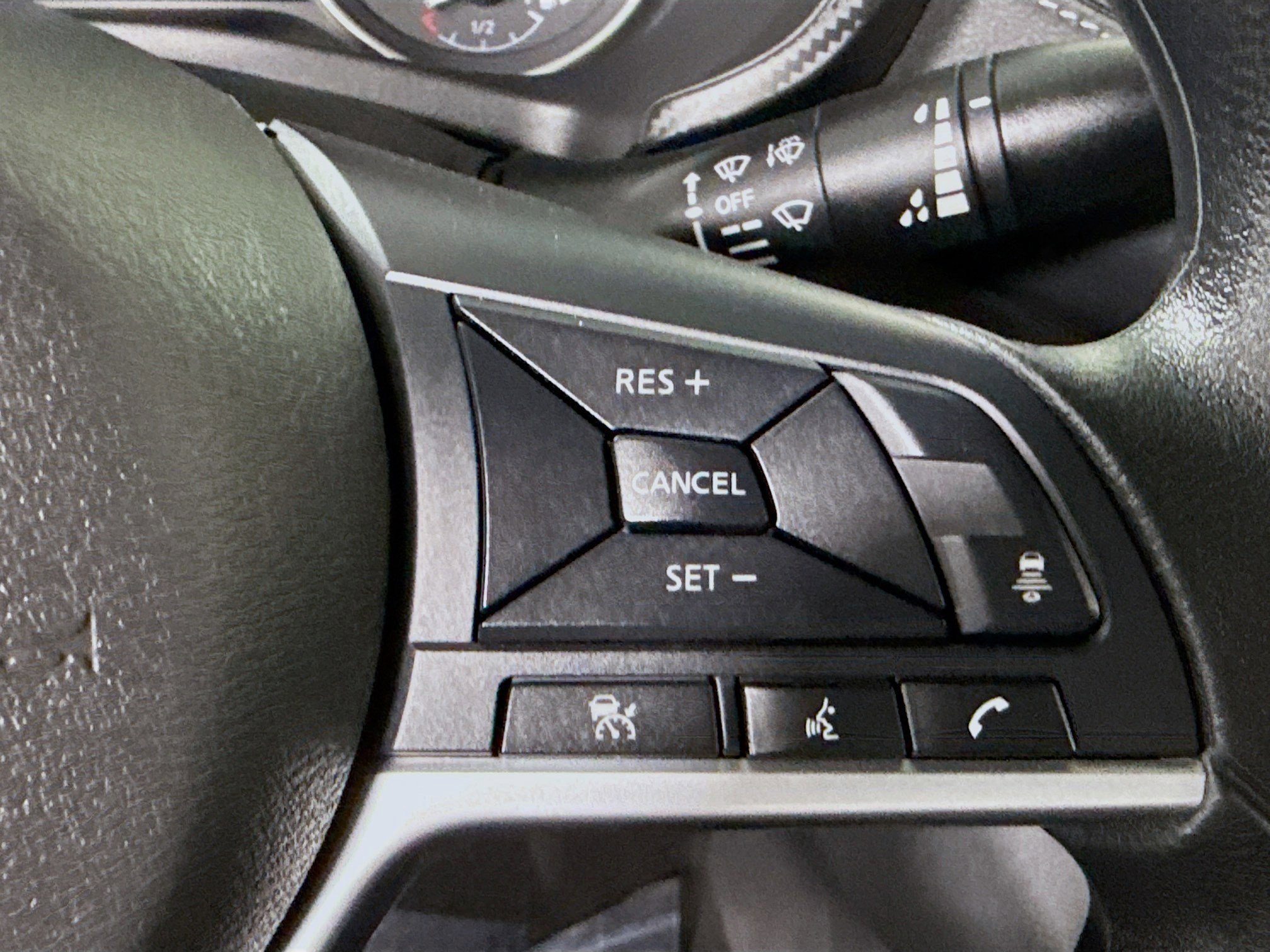 Used 2025 Nissan Sentra SV image 15