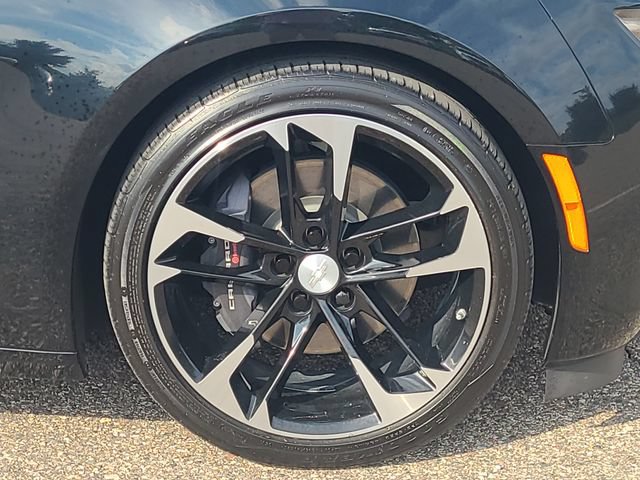 Used 2023 Chevrolet Camaro LT w/ Technology Package RWD image 9