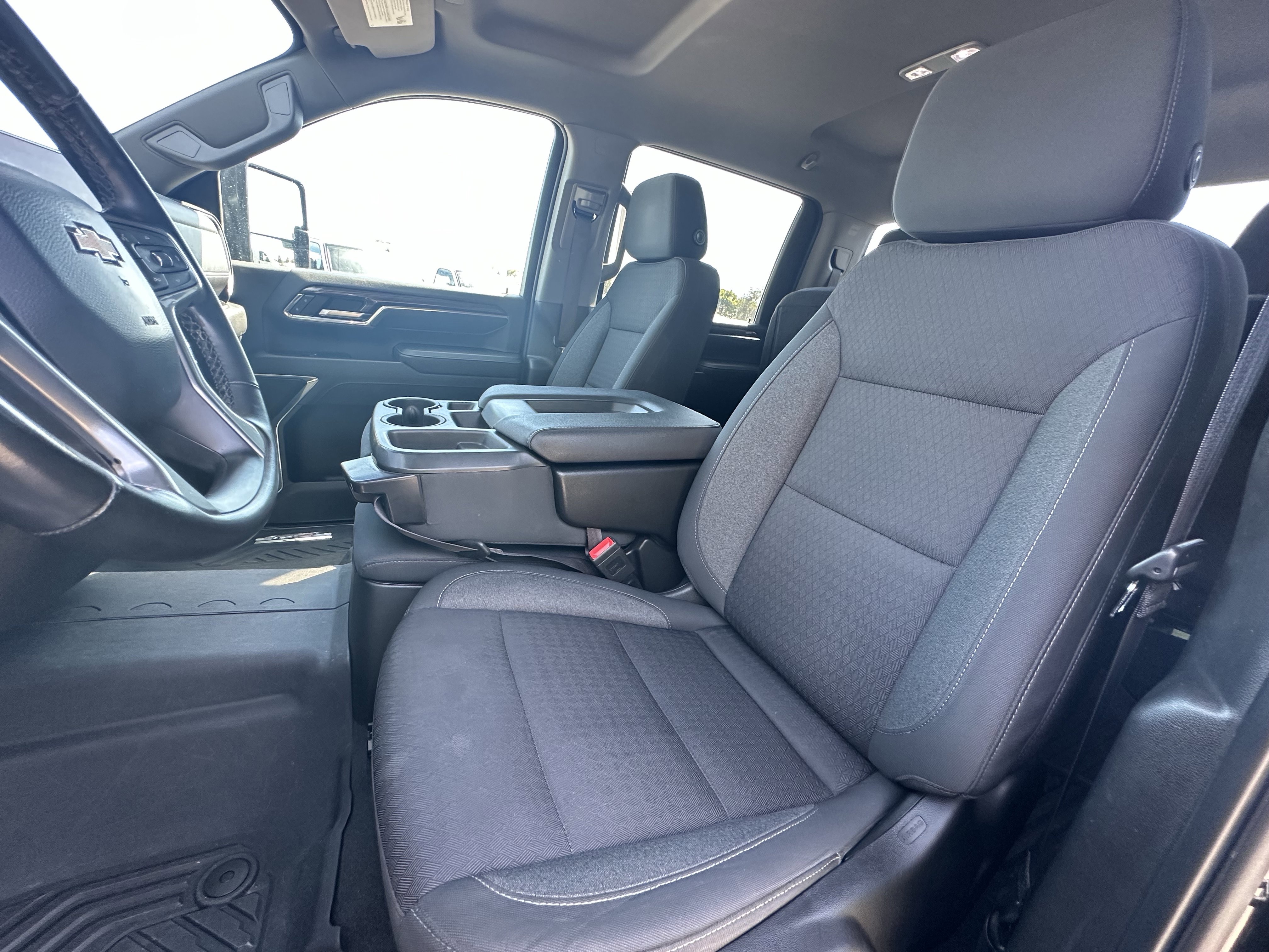 Certified 2024 Chevrolet Silverado 2500 LT w/ All Star Edition image 31