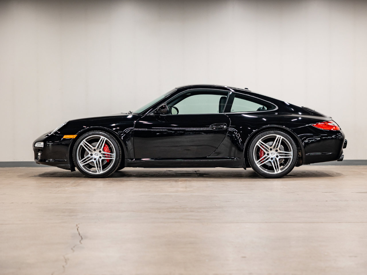 Used 2011 Porsche 911 Carrera S image 23