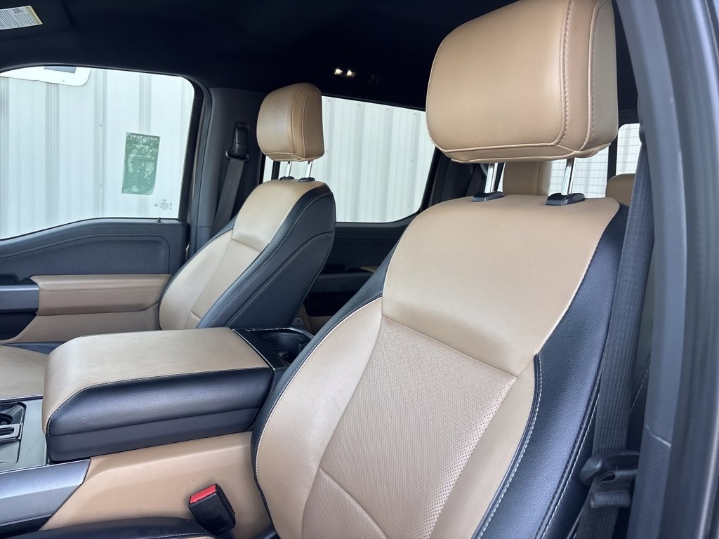 Used 2023 Ford F150 Lariat w/ Max Trailer Tow Package image 27