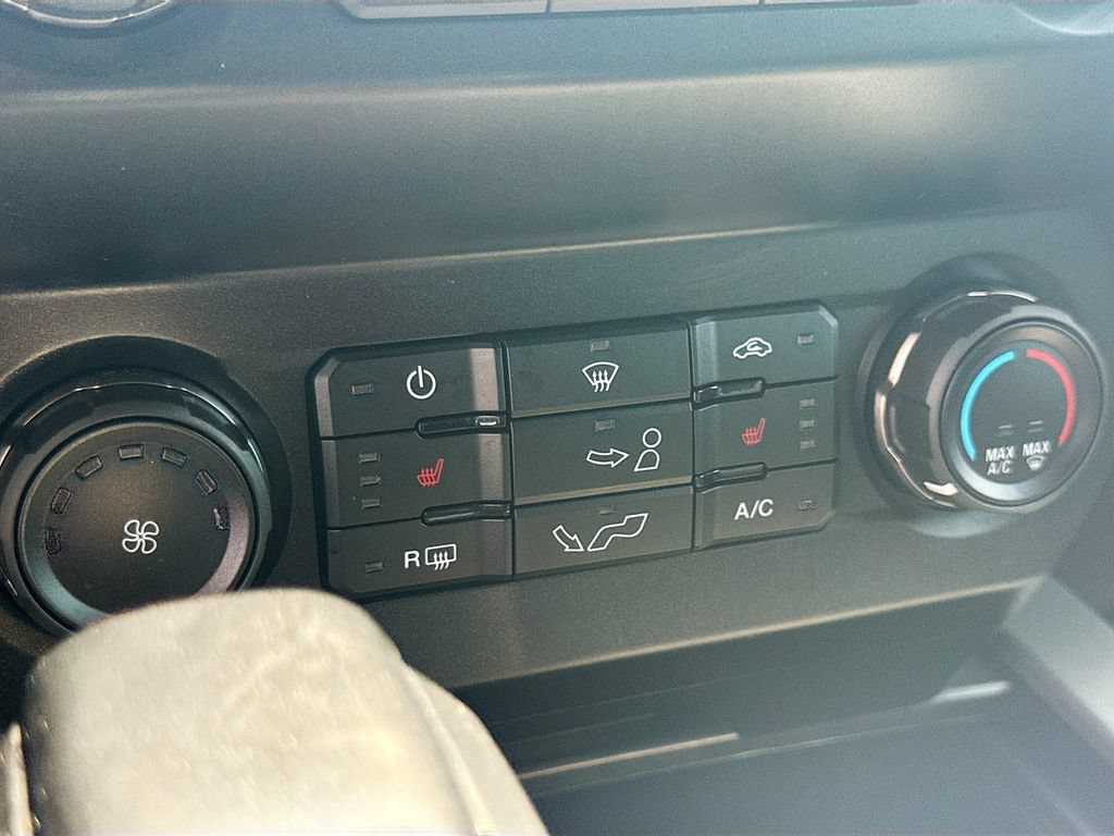 Used 2020 Ford F150 Raptor w/ Equipment Group 801A Mid AWD/4WD image 16