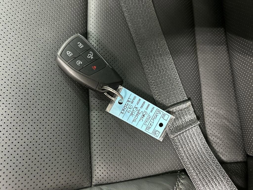 Certified 2025 GMC Sierra 2500 Denali w/ Denali Reserve Package AWD/4WD image 12