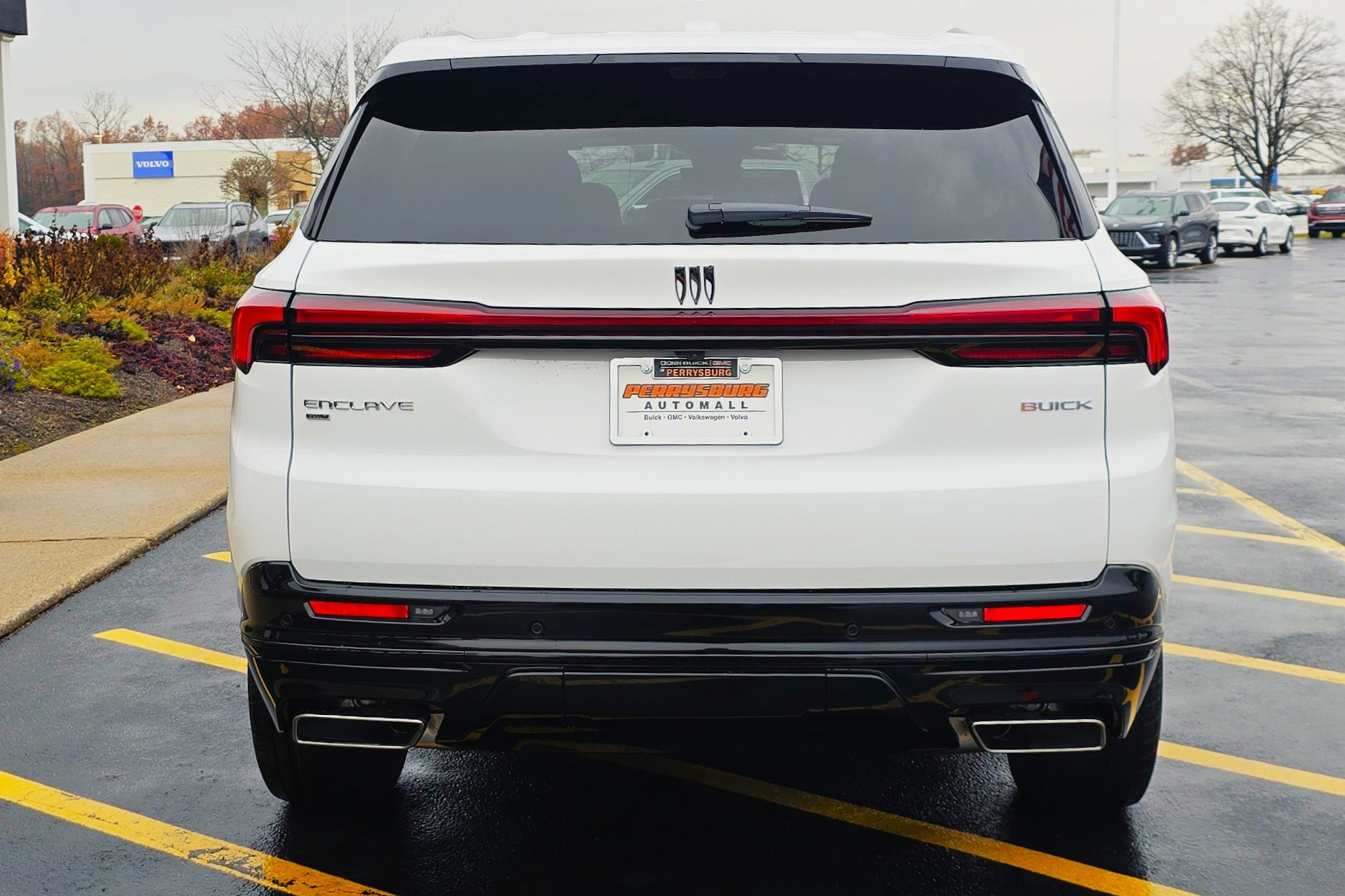 New 2026 Buick Enclave Sport Touring w/ Super Cruise Package image 7