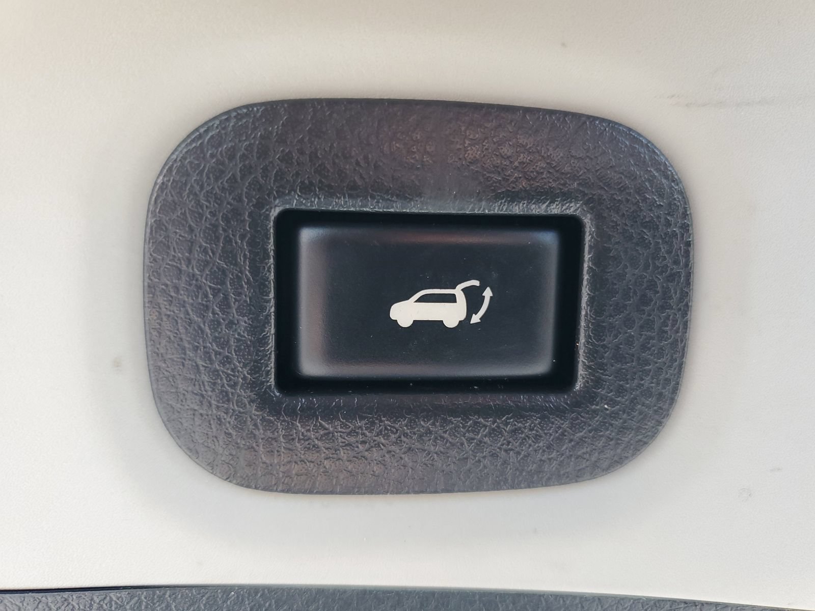 Used 2019 Nissan Rogue SV w/ Premium Package AWD/4WD image 30