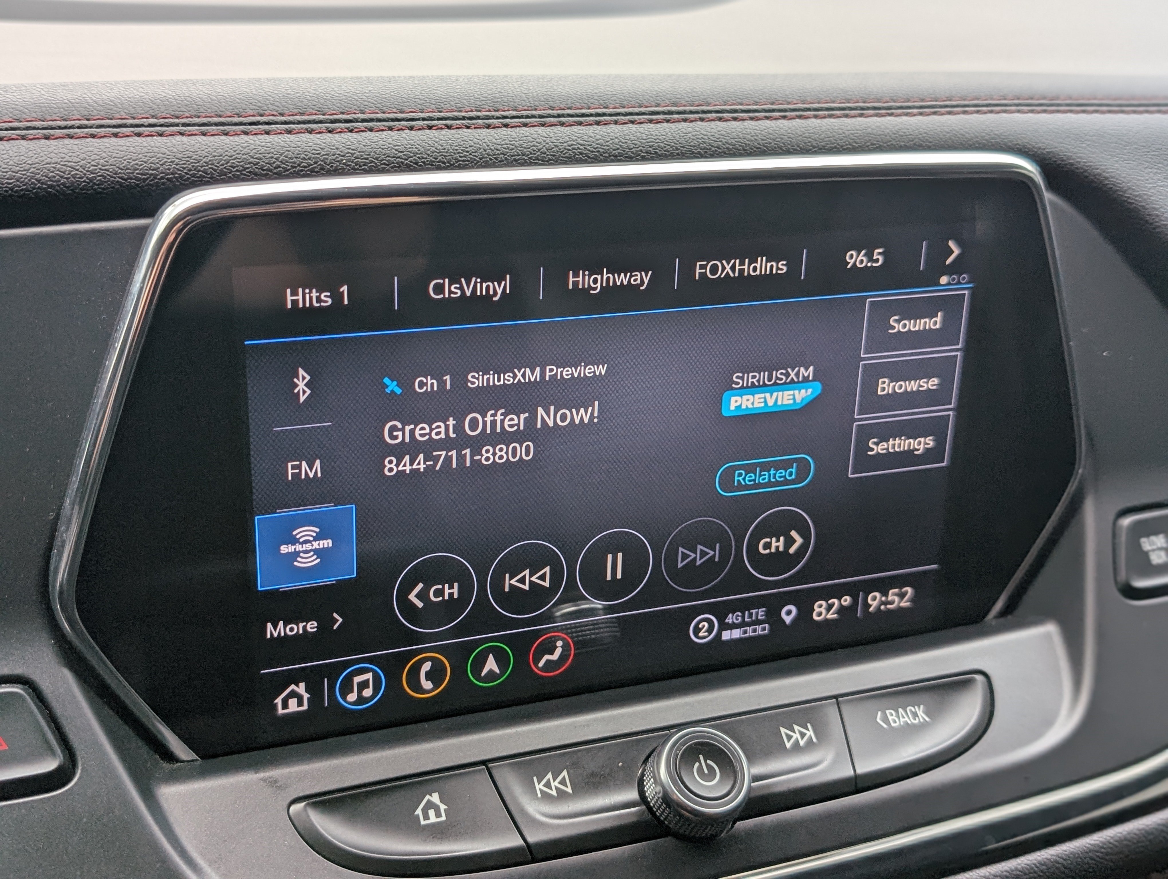 Used 2021 Chevrolet Blazer RS w/ Enhanced Convenience Package FWD image 30