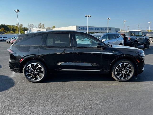 New 2024 Lincoln Nautilus Reserve w/ Equipment Group 202A image 2