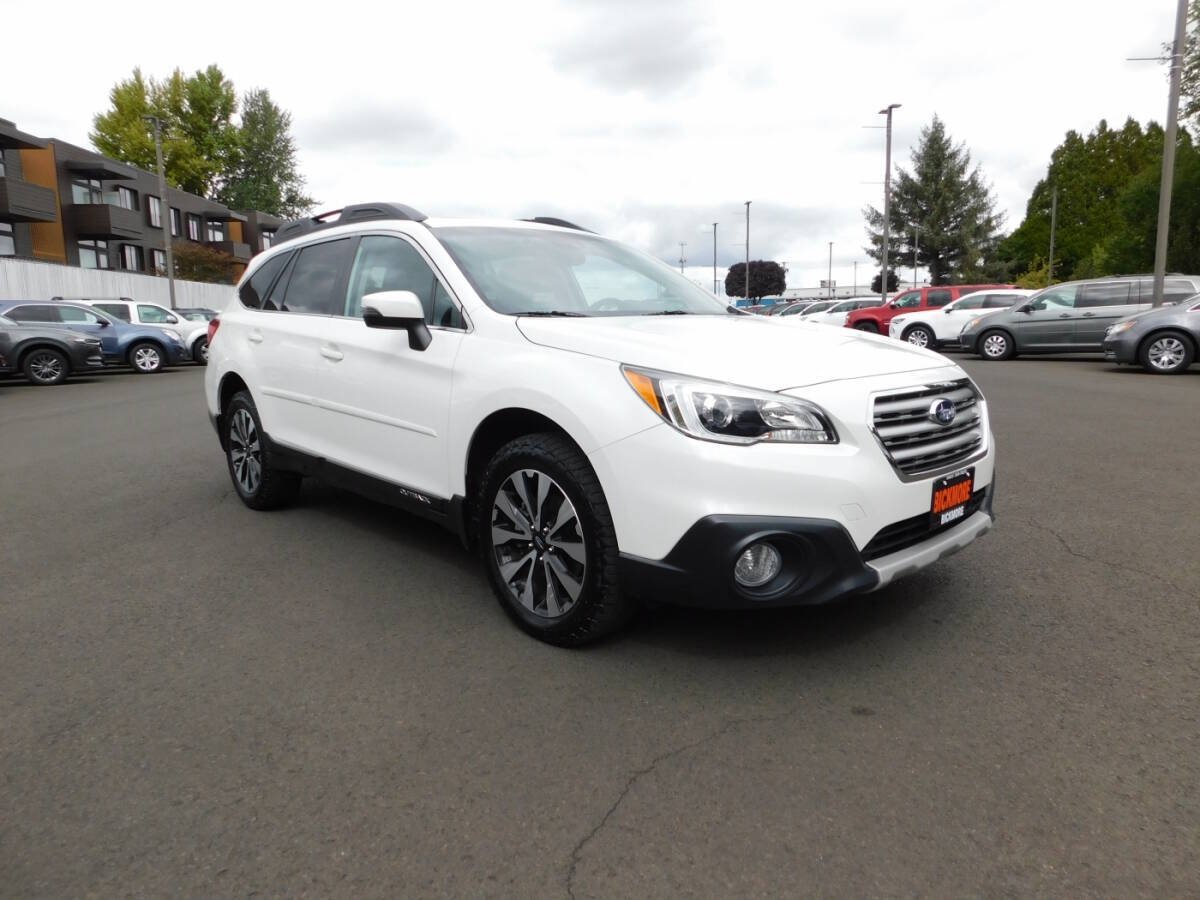 Used 2016 Subaru Outback 2.5i Limited AWD/4WD image 1