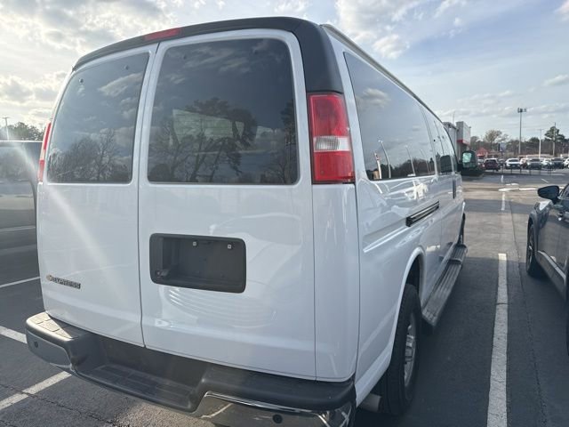 Used 2023 Chevrolet Express 3500 LT w/ LT Preferred Equipment Group image 15
