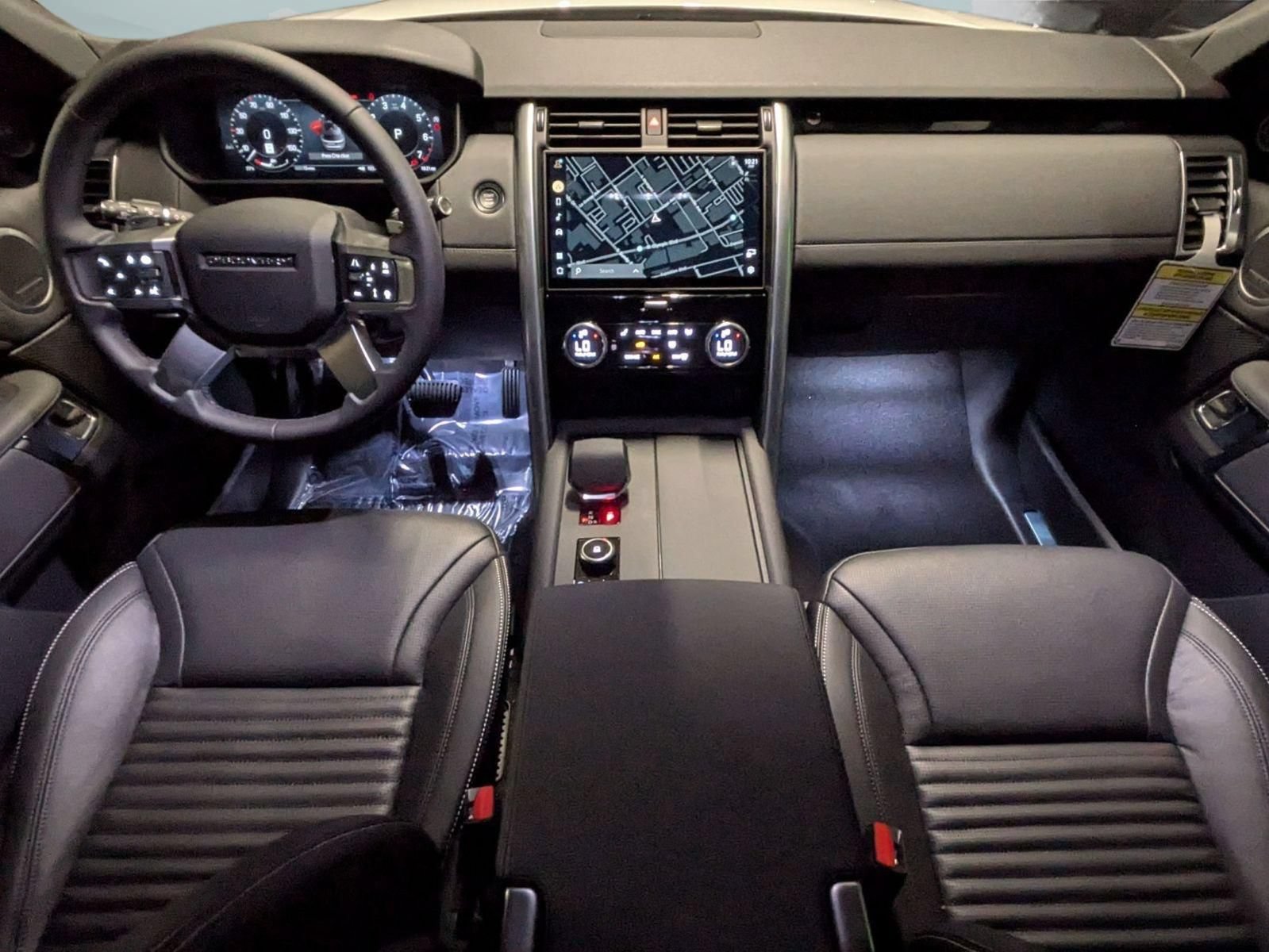 New 2026 Land Rover Discovery S AWD/4WD image 26