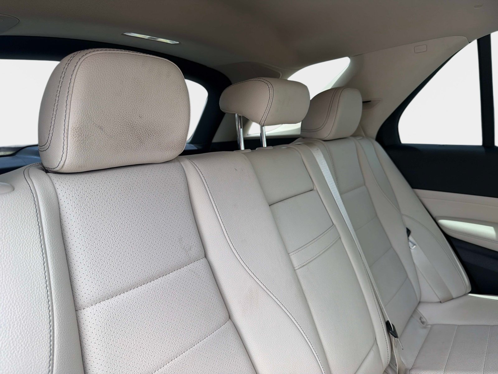Used 2024 Mercedes-Benz GLE 350 4MATIC w/ Winter Package image 29