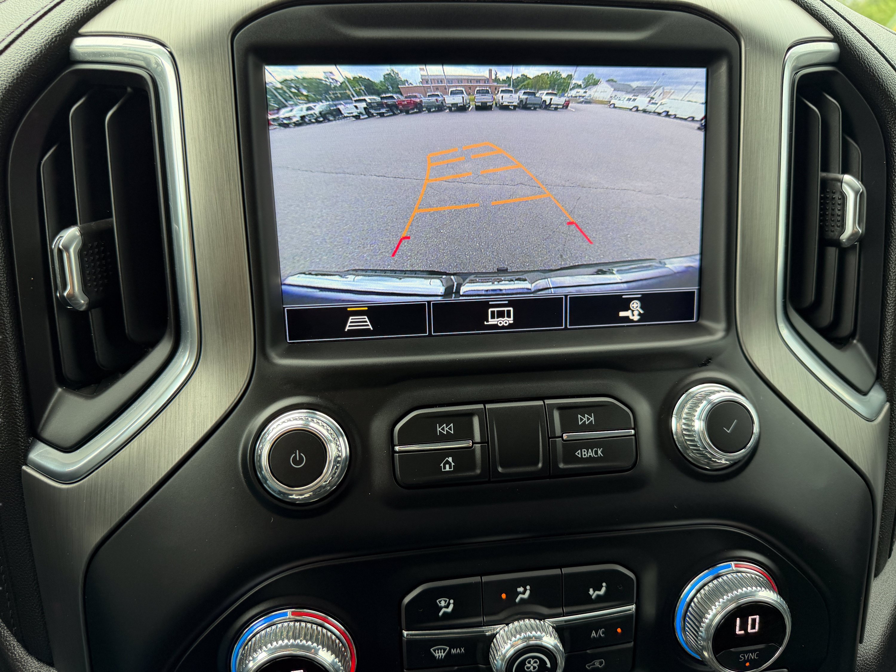 Used 2022 GMC Sierra 1500 Denali w/ Denali Premium Package AWD/4WD image 4