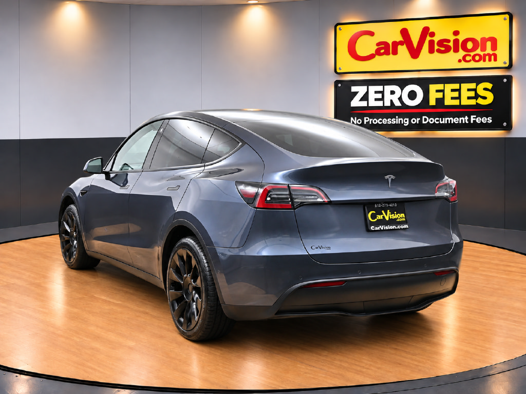 Used 2021 Tesla Model Y 2WD image 4
