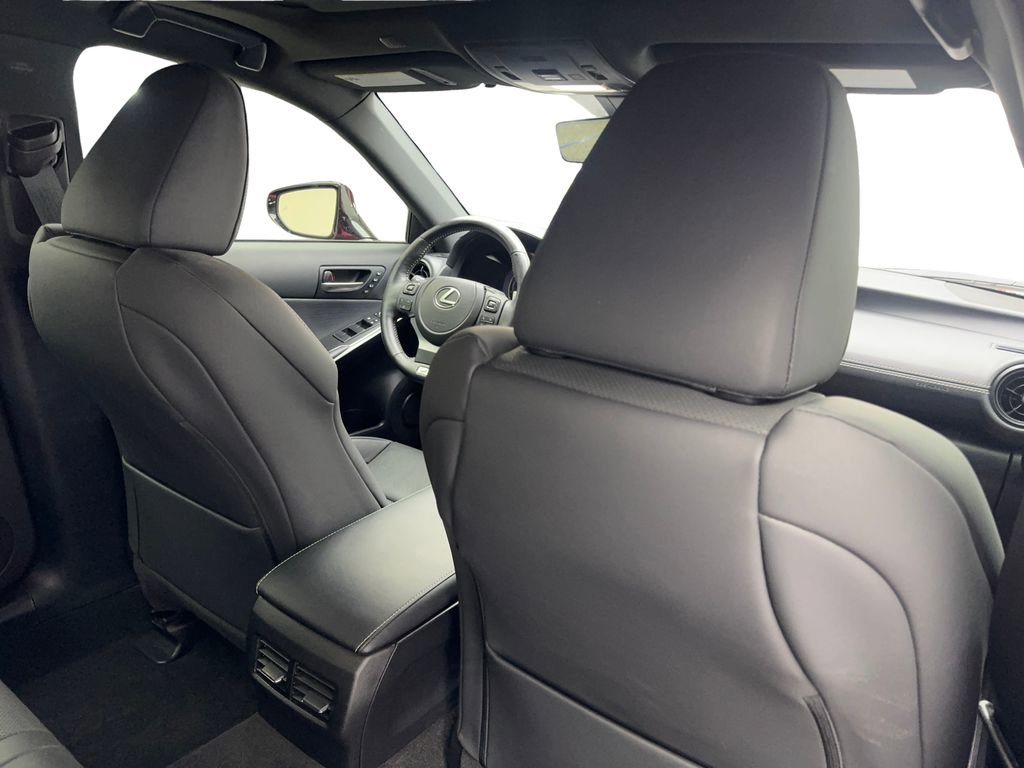Used 2024 Lexus IS 500 image 41