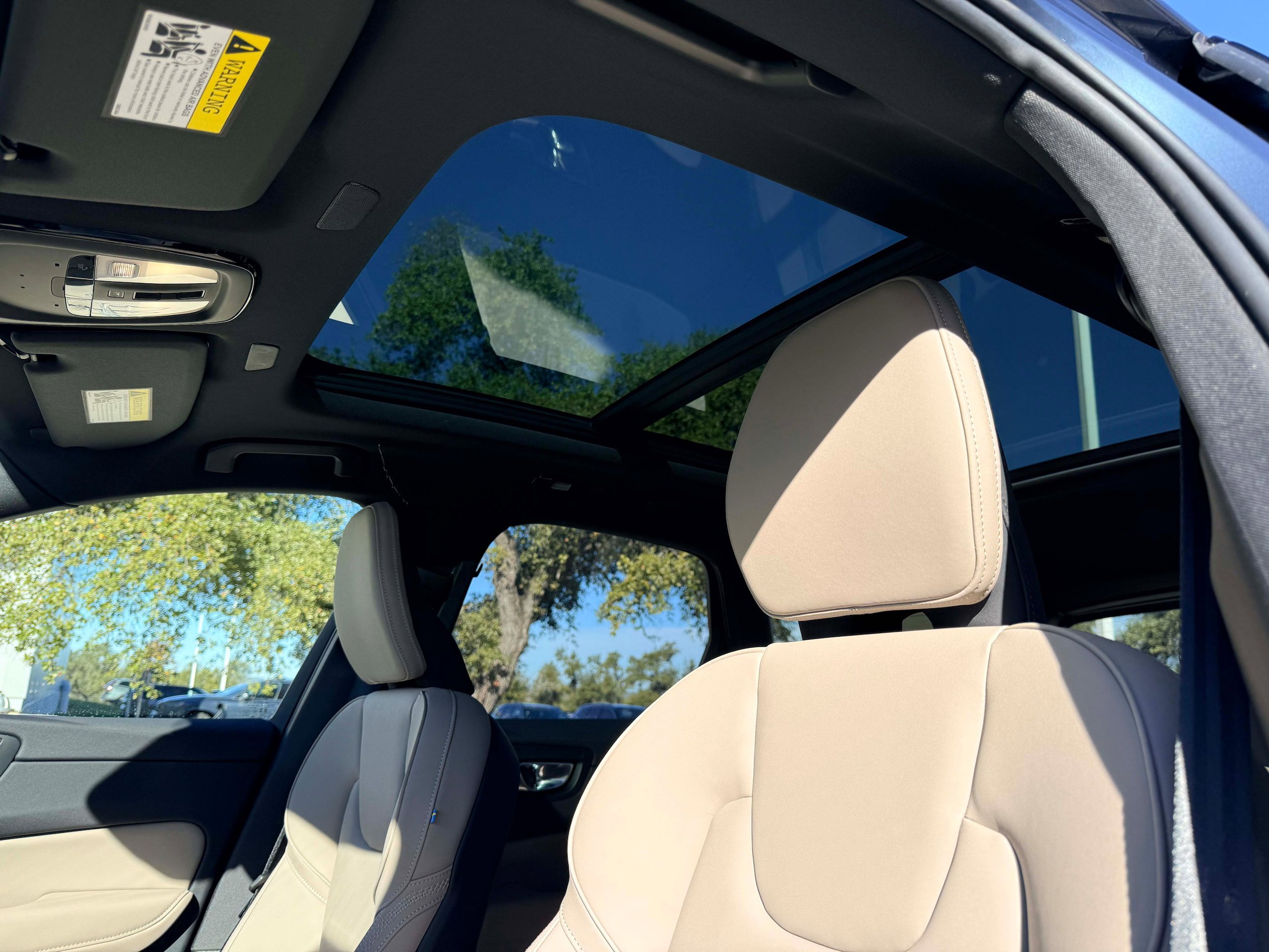 New 2026 Volvo XC60 B5 Plus w/ Protection Package Premier AWD/4WD image 12