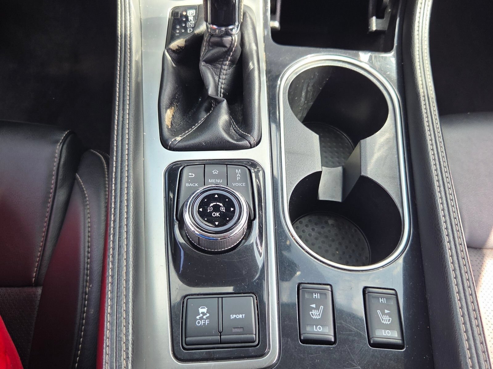 Used 2023 Nissan Maxima SV w/ Floor Mat Group FWD image 18