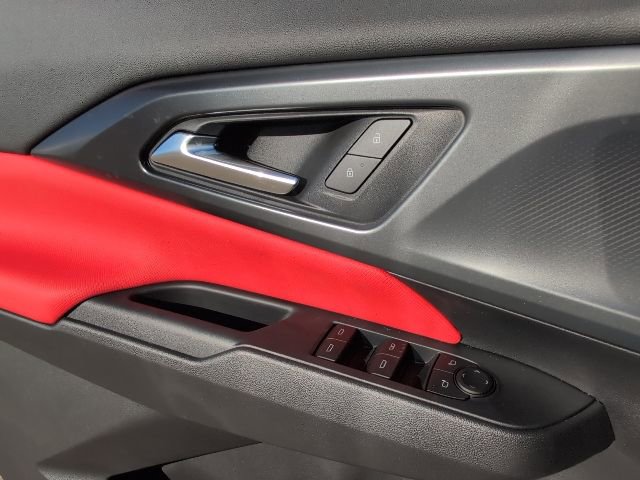 New 2026 Chevrolet Equinox EV RS FWD image 16