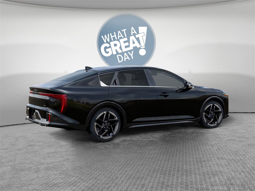 New 2025 Kia K4 GT-Line image 6