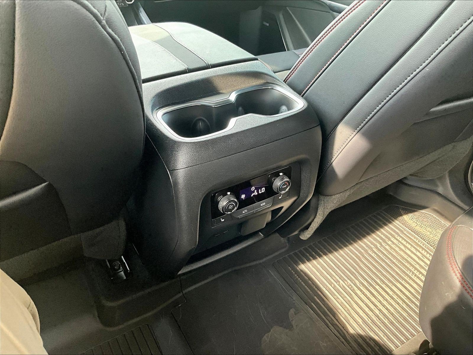 Used 2026 Chevrolet Traverse RS AWD/4WD image 10