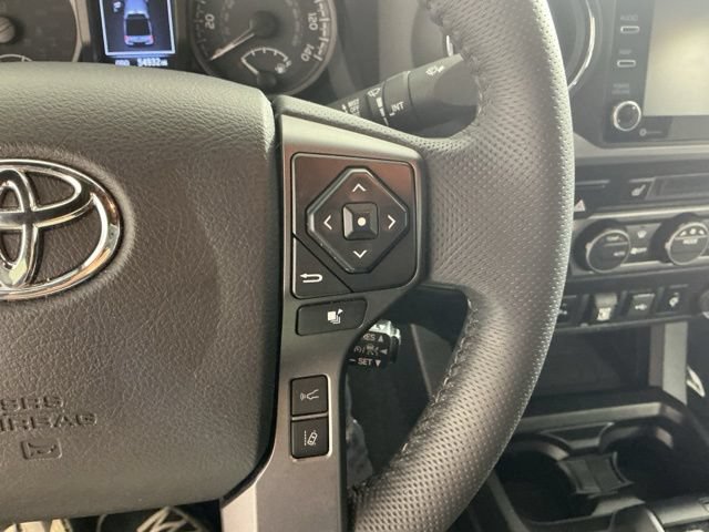 Used 2021 Toyota Tacoma TRD Off-Road w/ TRD Premium Off Road Package AWD/4WD image 27