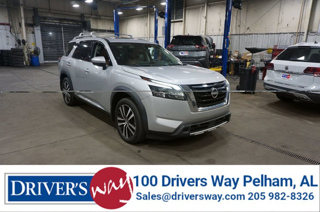 Used 2023 Nissan Pathfinder Platinum