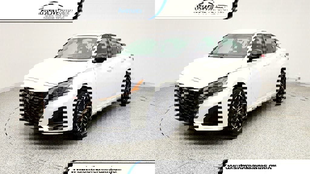 Used 2023 Nissan Altima 2.5 SR image 1