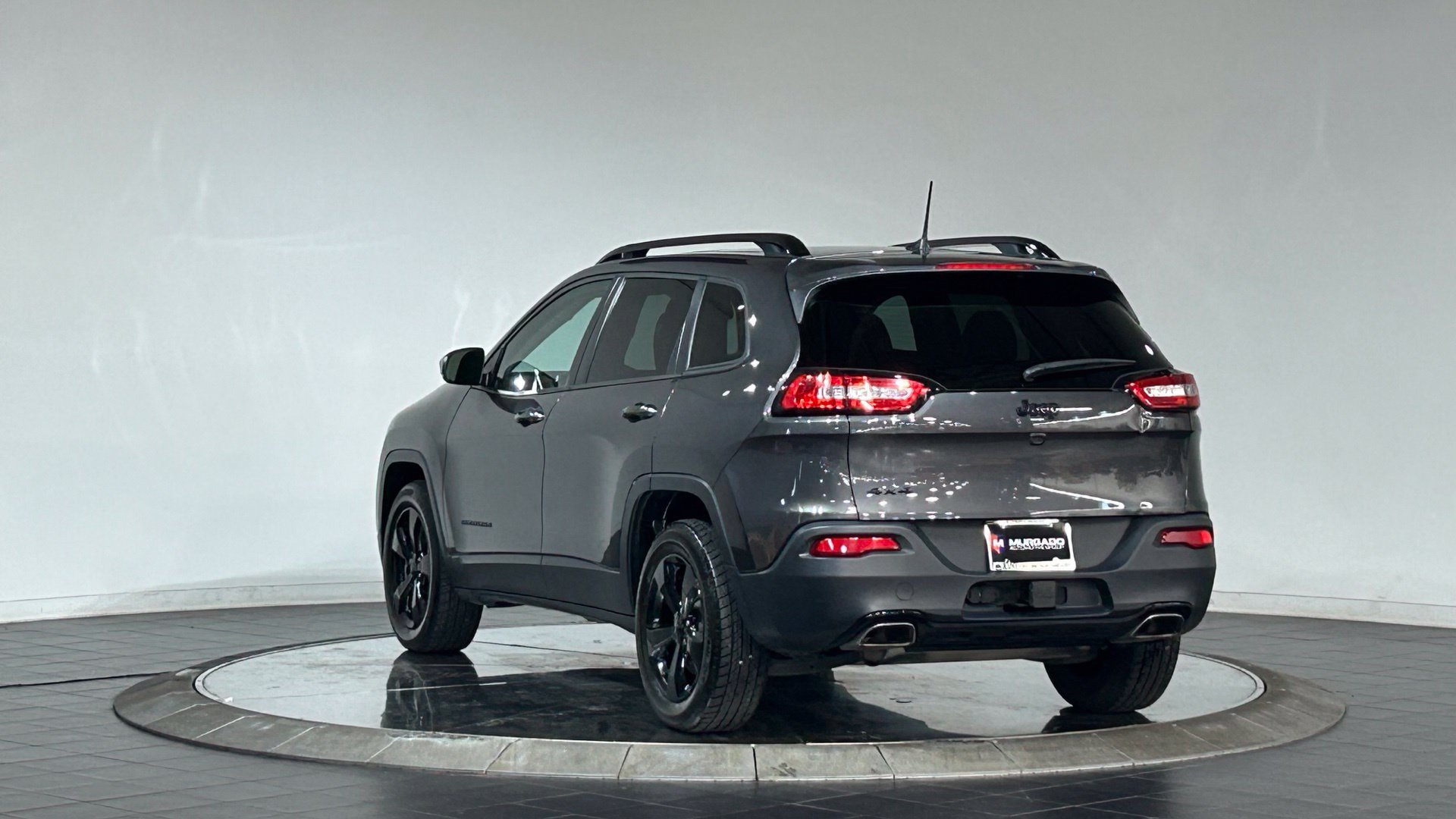 Used 2017 Jeep Cherokee High Altitude AWD/4WD image 7