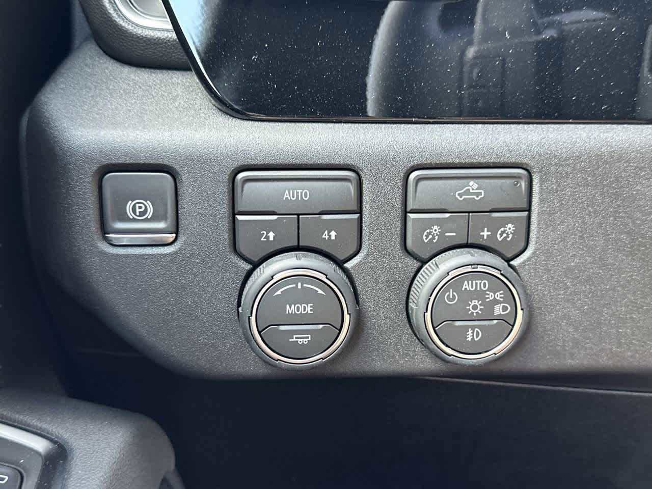 New 2026 Chevrolet Silverado 1500 RST w/ Convenience Package II AWD/4WD image 21